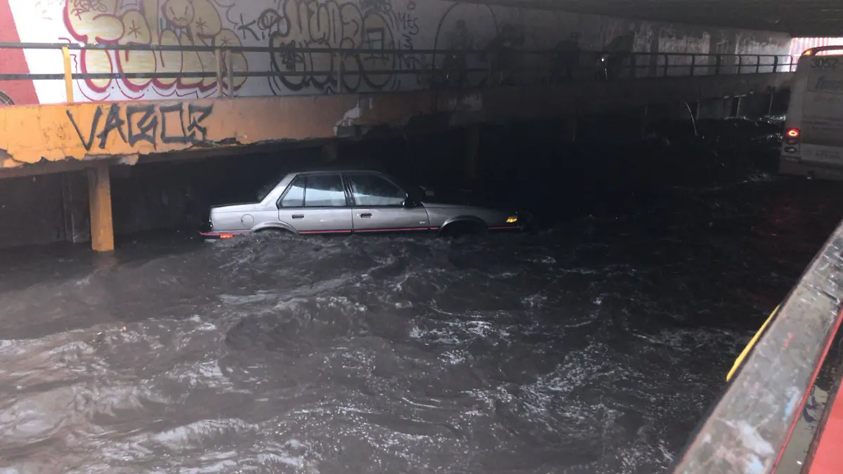 Se quedó en el puente Manuel José Othón